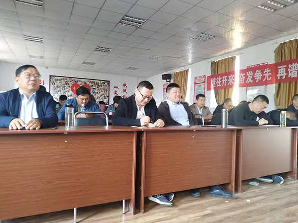 百煉成鋼、眾志成城—匯豐銷(xiāo)售精英國(guó)慶大練兵